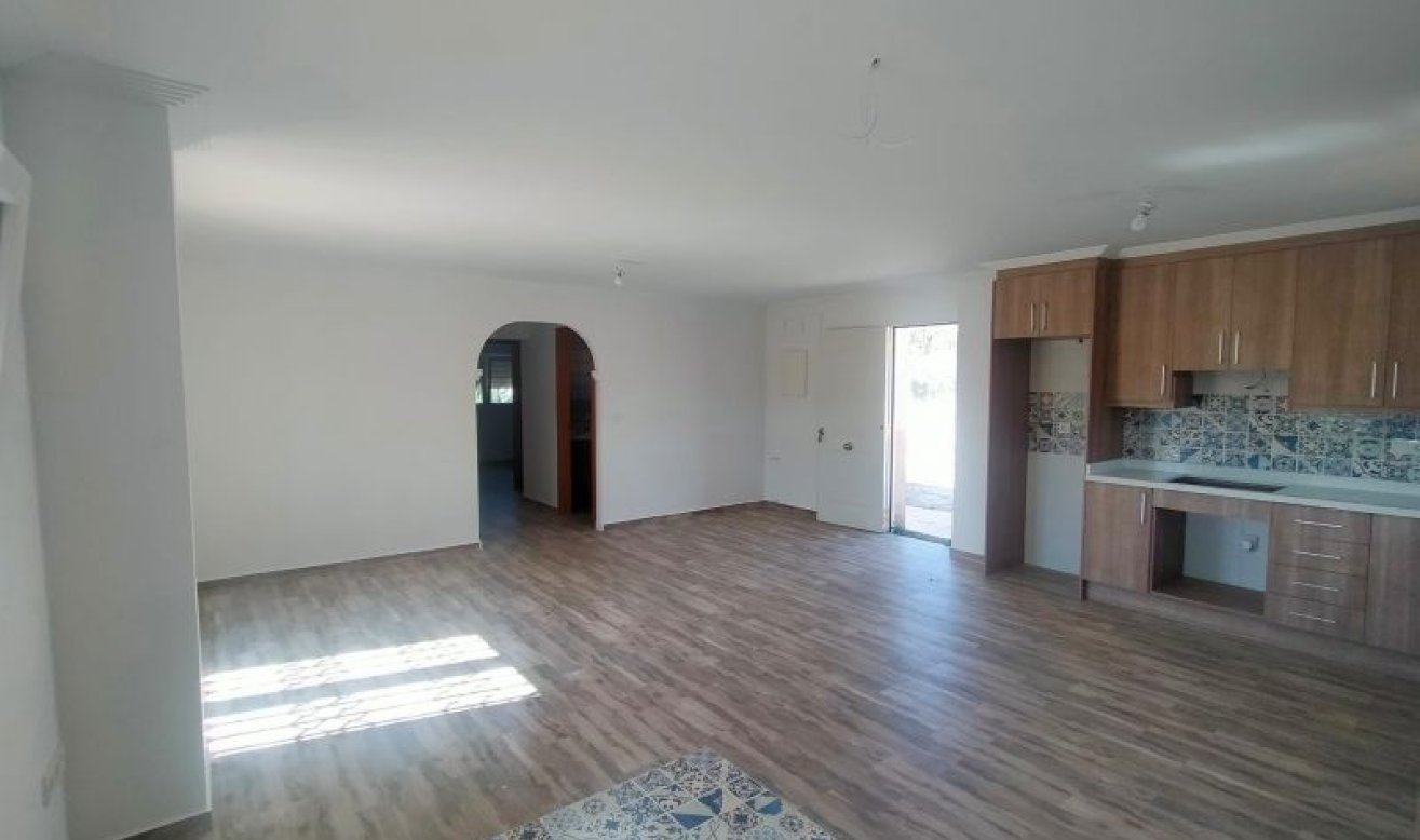 Reventa - Villa - Hondón de las Nieves