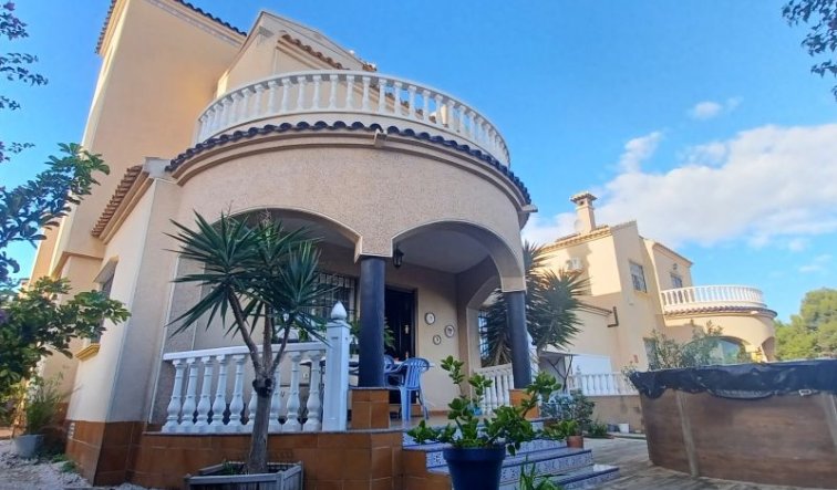 Reventa - Villa - Orihuela Costa