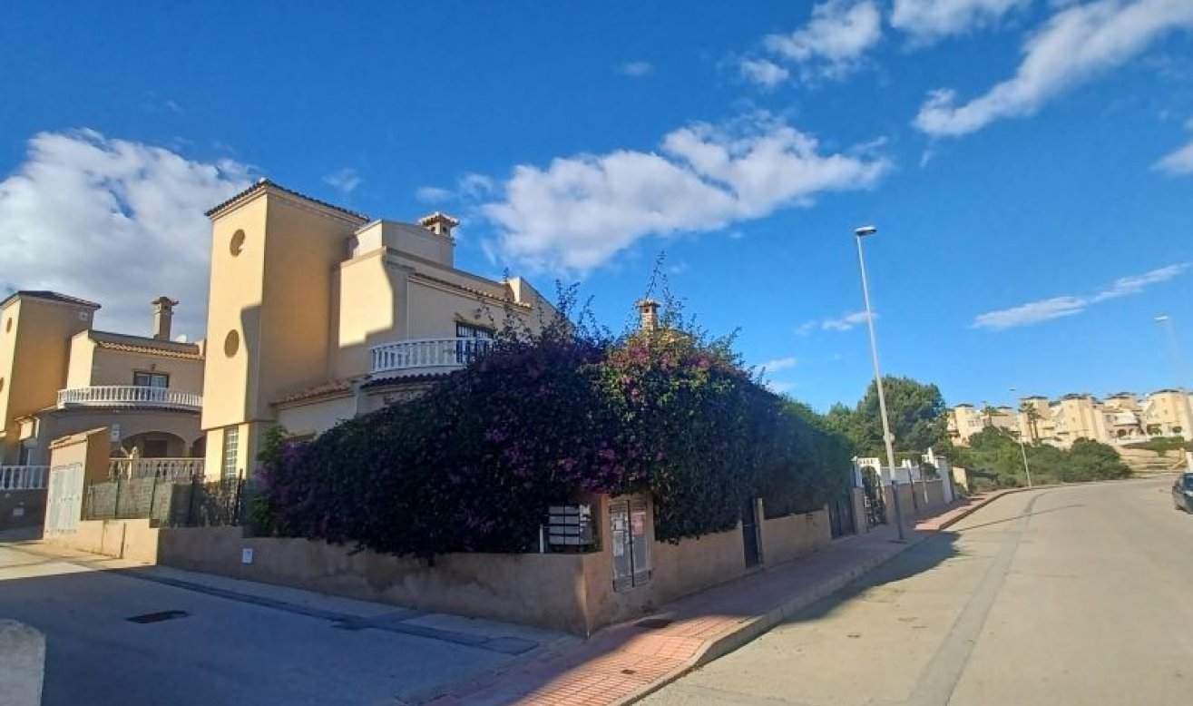 Reventa - Villa - Orihuela Costa