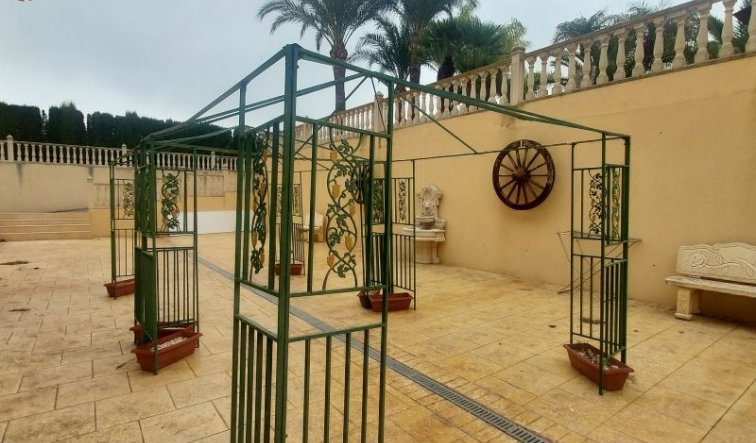 Revente - Villa - Hondón de las Nieves