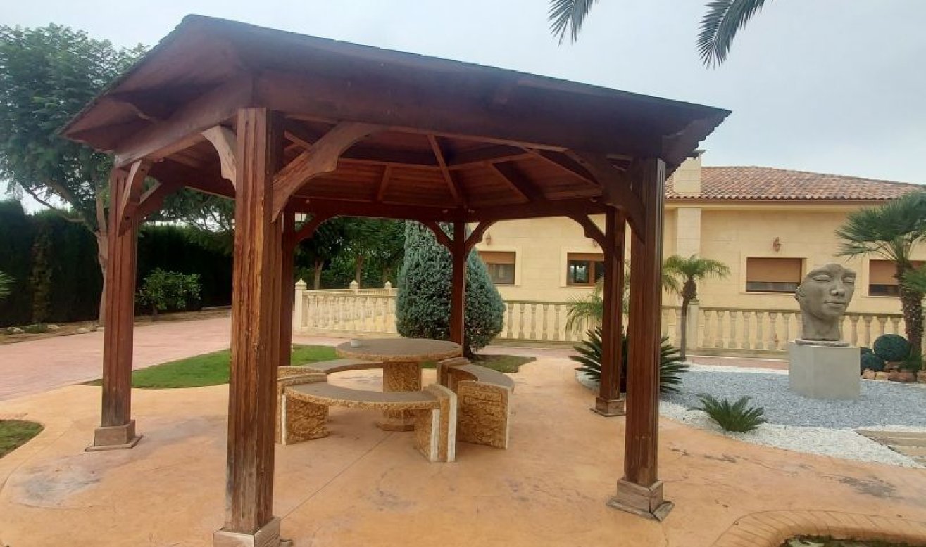 Revente - Villa - Hondón de las Nieves