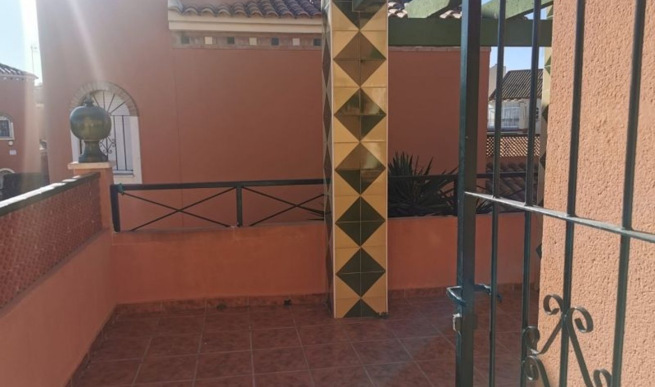 Revente - Villa - Orihuela Costa