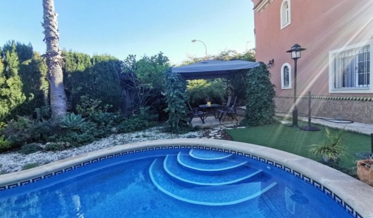 Revente - Villa - Orihuela Costa