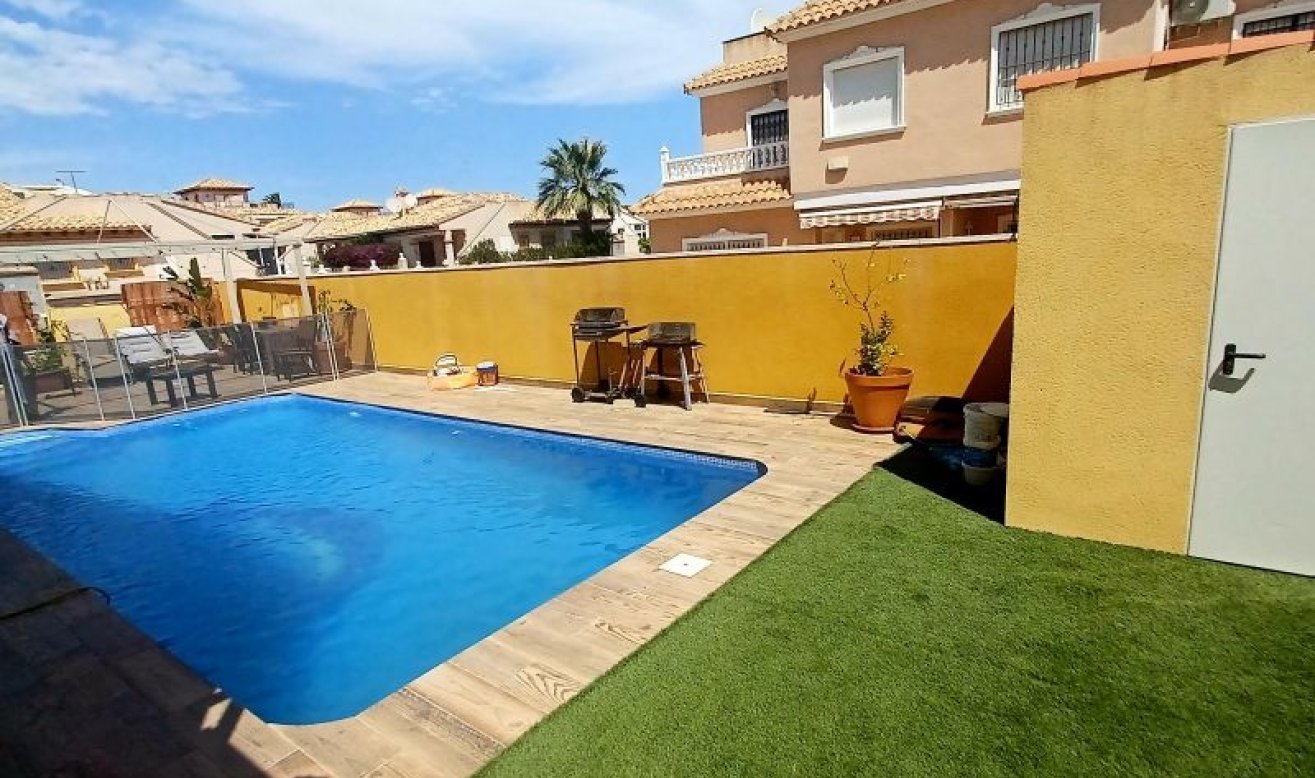 Revente - Villa - Orihuela Costa