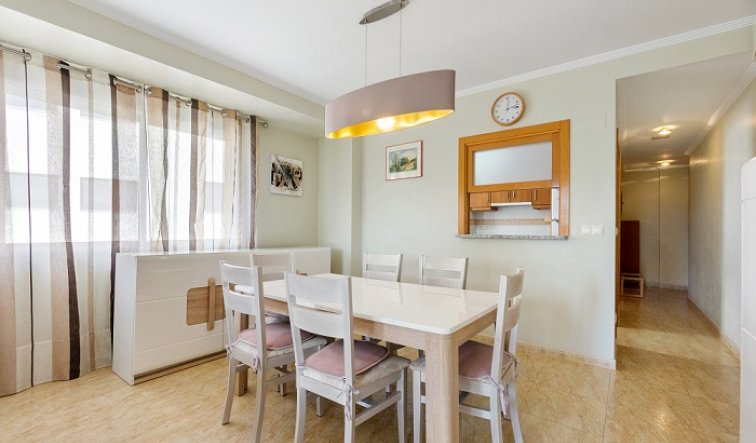 Resale - Apartment / flat - Orihuela Costa