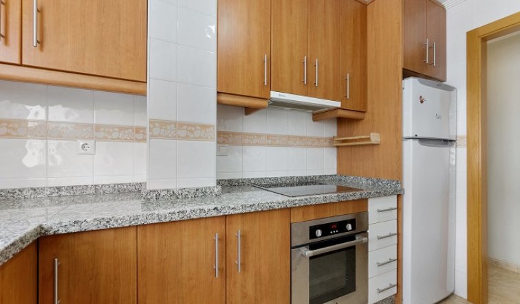 Resale - Apartment / flat - Orihuela Costa