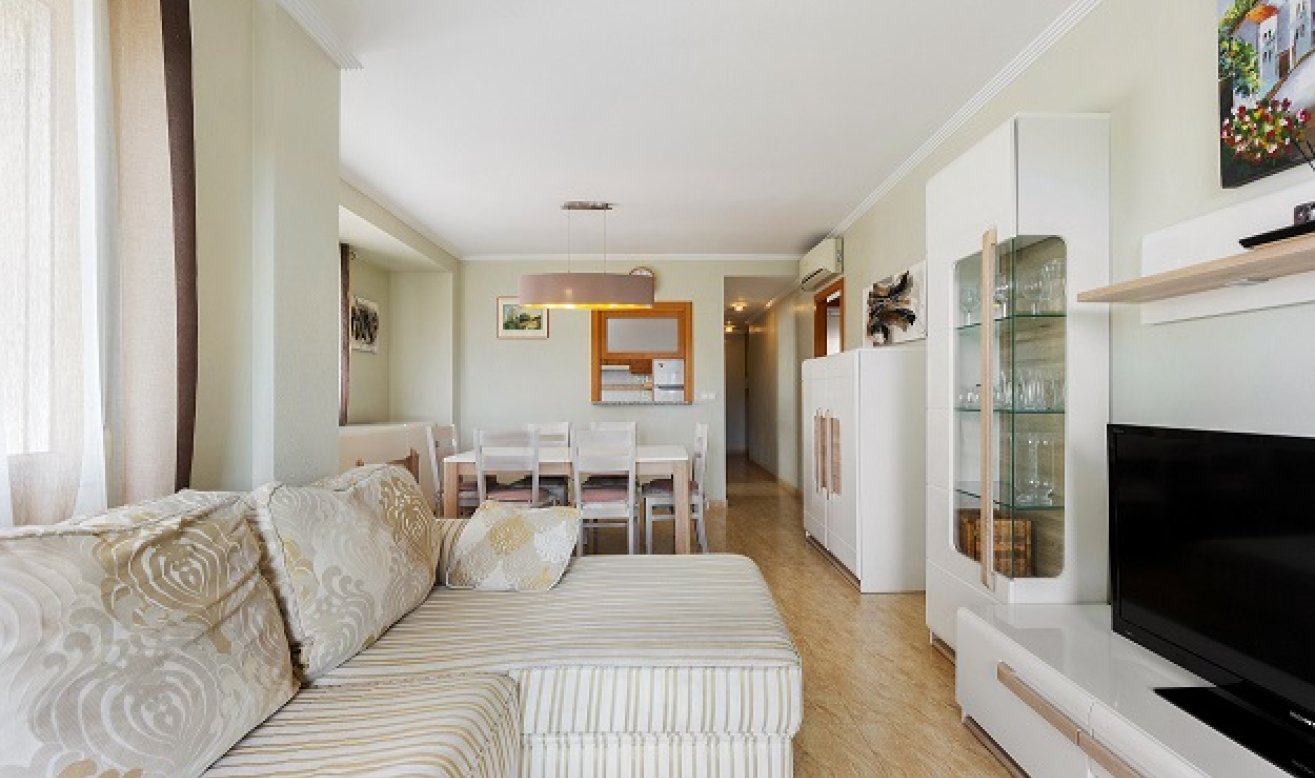 Resale - Apartment / flat - Orihuela Costa