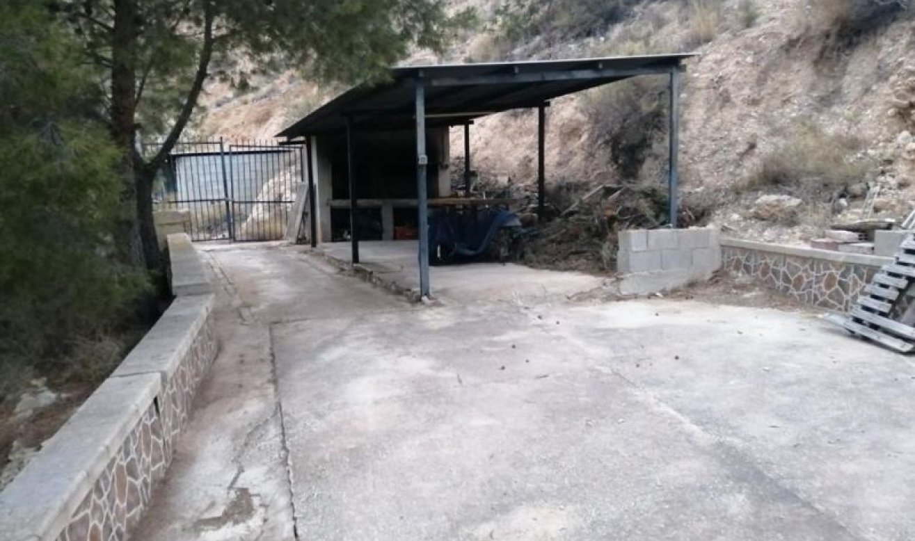 Resale - Country house - Crevillente