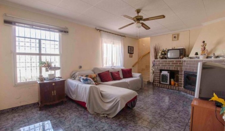 Resale - Country house - Crevillente