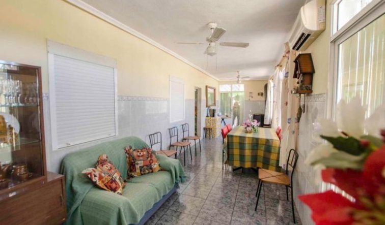 Resale - Country house - Crevillente