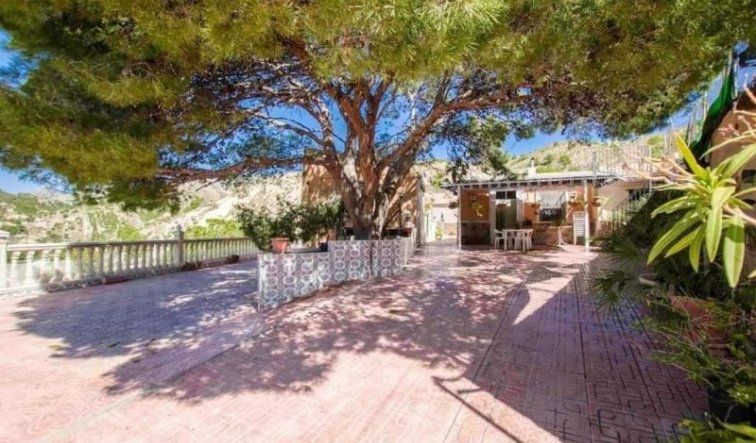Resale - Country house - Crevillente