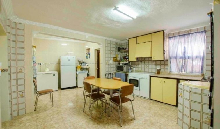 Resale - Country house - Crevillente