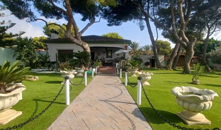 Reventa - Villa - Orihuela Costa