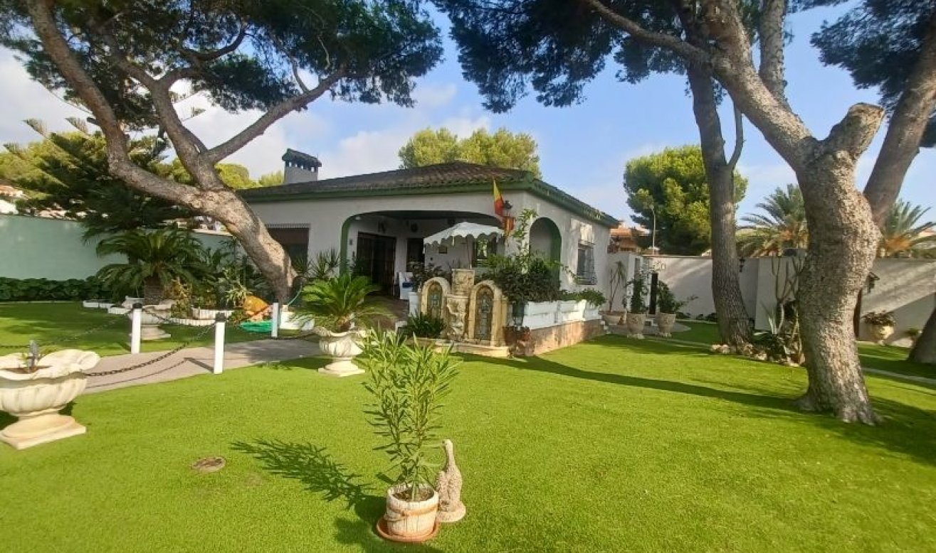 Reventa - Villa - Orihuela Costa
