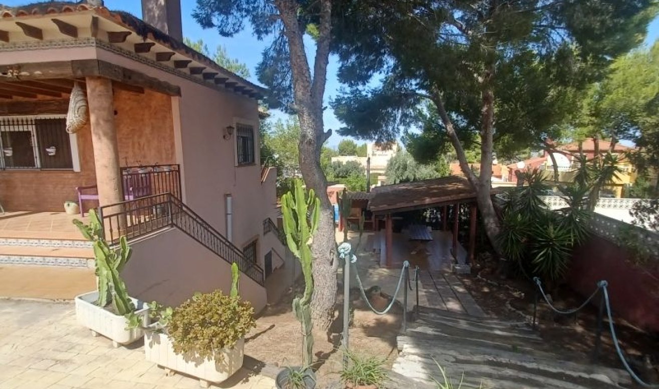 Reventa - Villa - San Miguel de Salinas