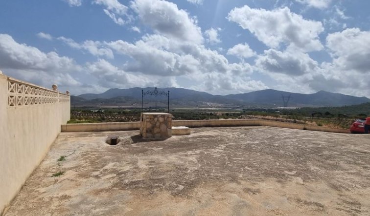 Resale - Country house - Hondón de las Nieves