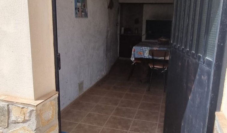 Resale - Country house - Hondón de las Nieves