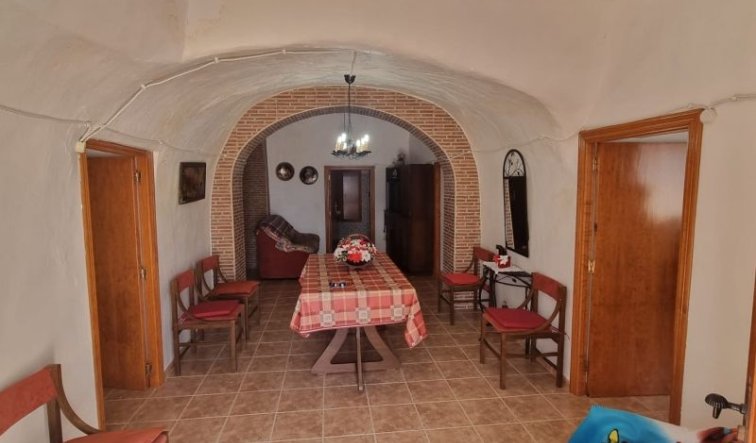 Resale - Country house - Hondón de las Nieves
