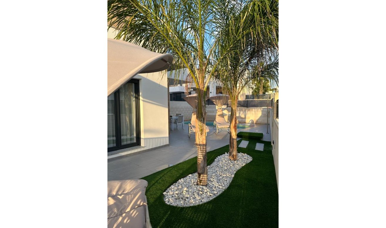 Reventa - Villa - Benijofar