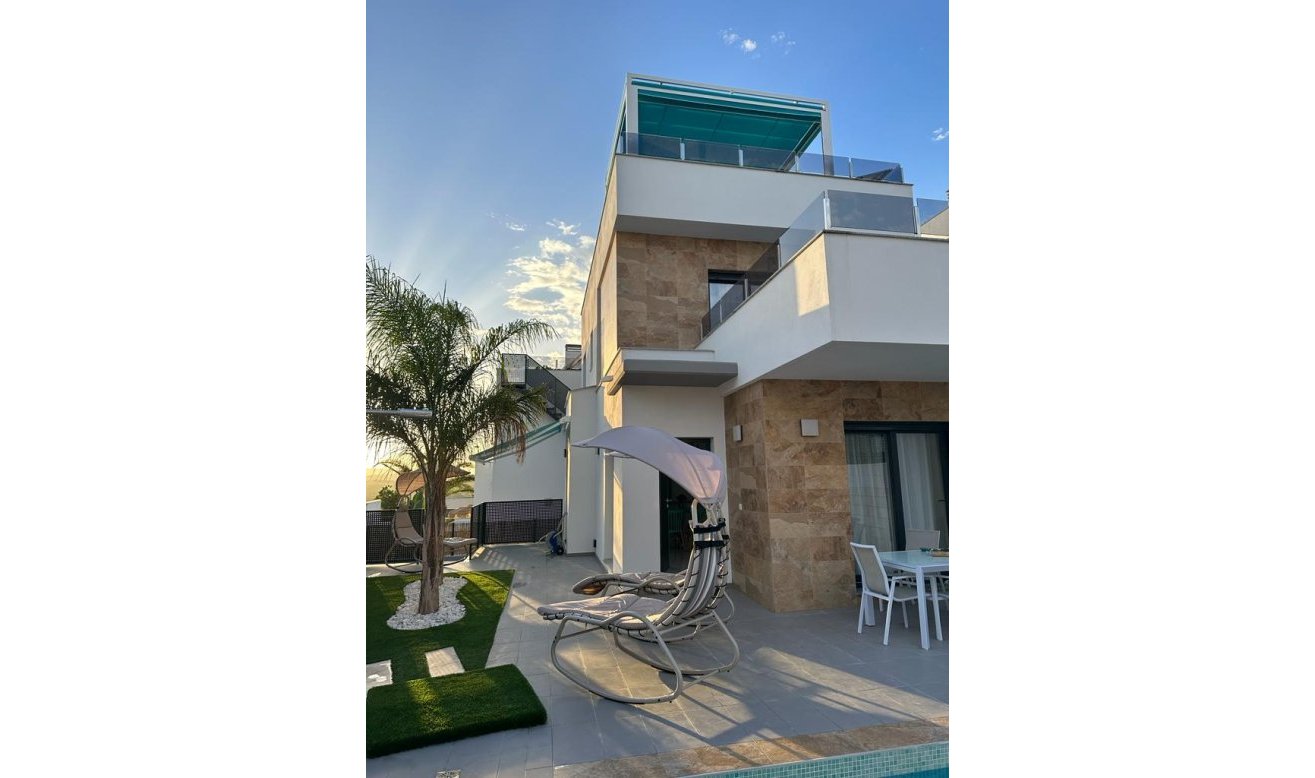 Reventa - Villa - Benijofar