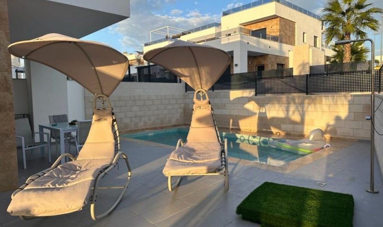 Reventa - Villa - Benijofar