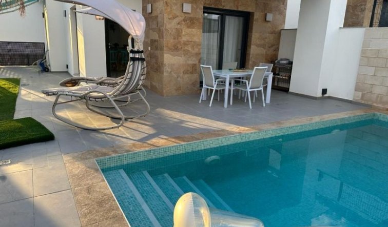 Reventa - Villa - Benijofar