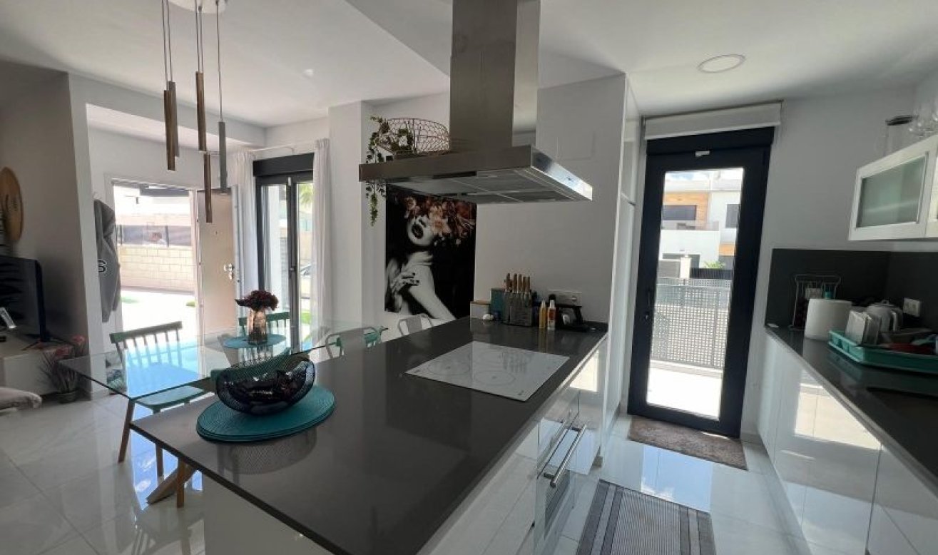 Reventa - Villa - Benijofar