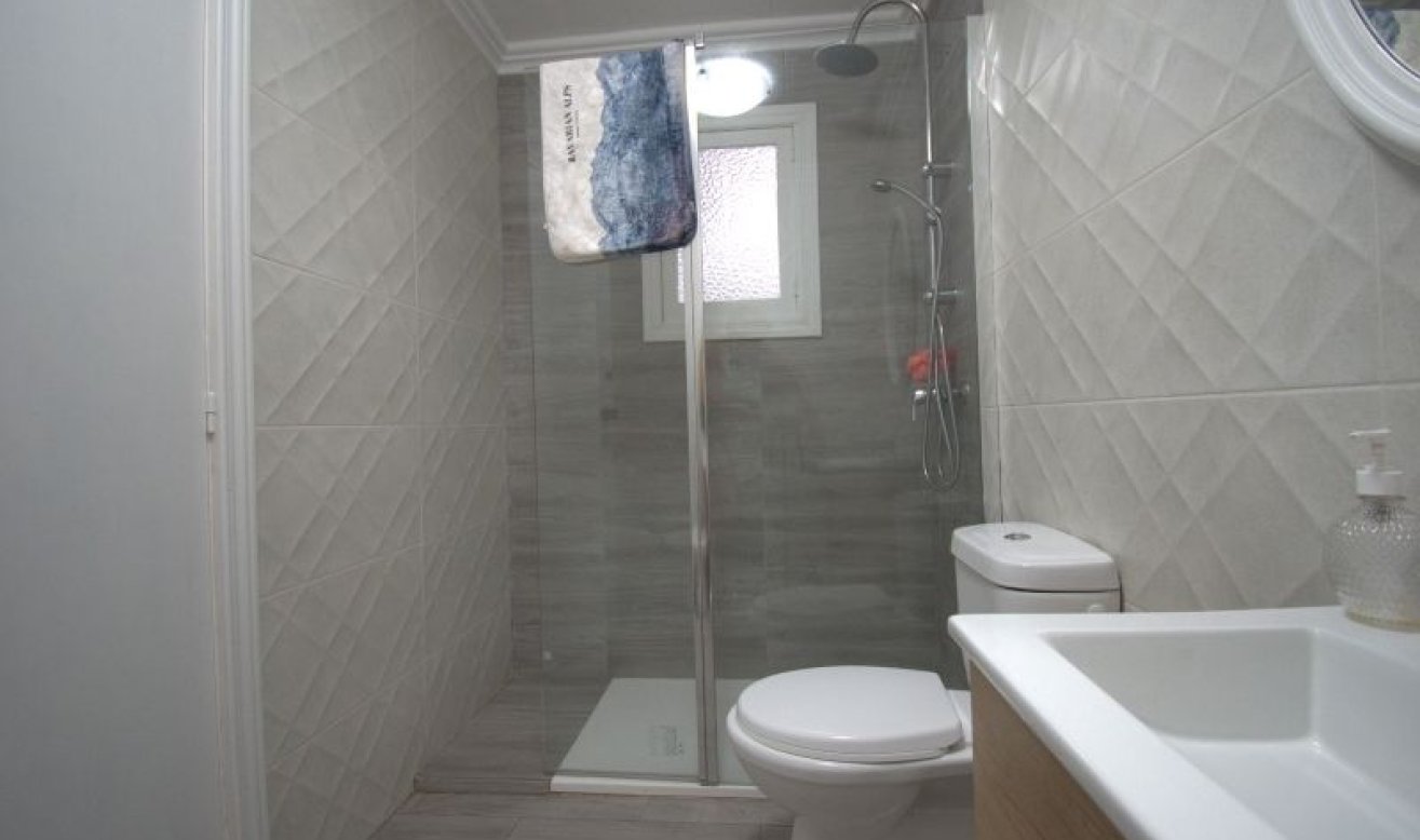 Reventa - Apartamento / piso - Torrevieja - torrevieja