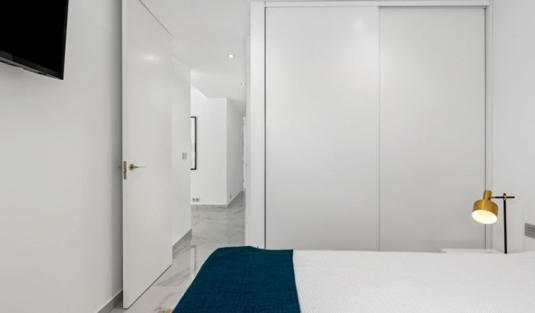 Reventa - Villa - Punta Prima