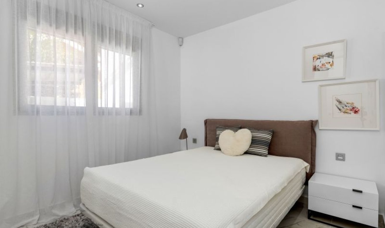 Reventa - Villa - Punta Prima