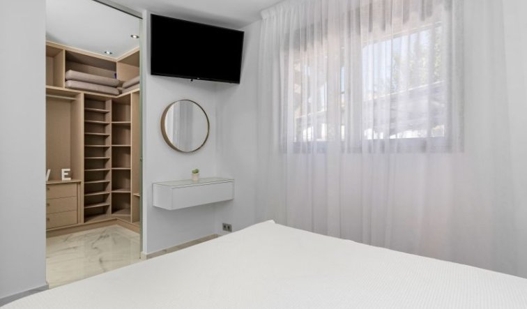 Reventa - Villa - Punta Prima