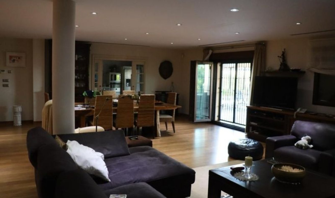 Resale - Villa - Cartagena