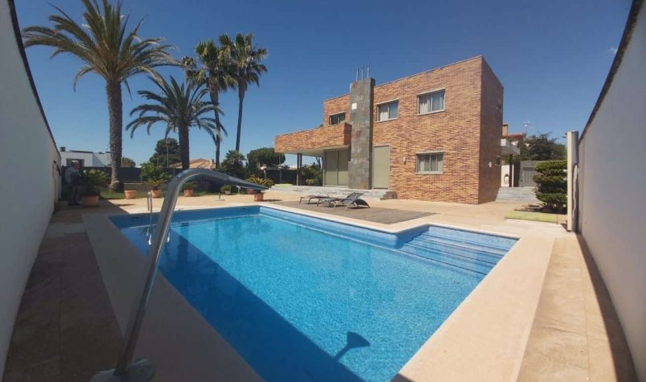 Reventa - Villa - Orihuela Costa