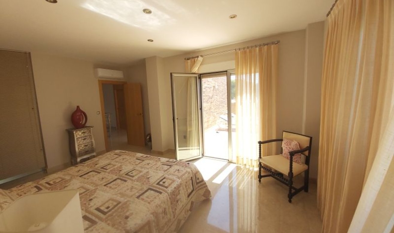 Reventa - Villa - Orihuela Costa