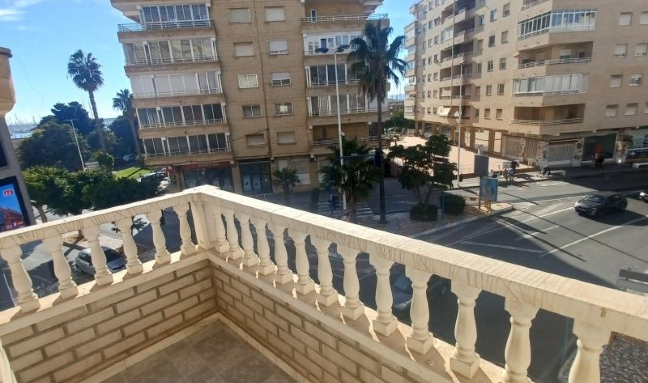 Reventa - Apartamento / piso - Torrevieja - torrevieja