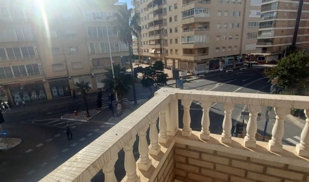 Reventa - Apartamento / piso - Torrevieja - torrevieja