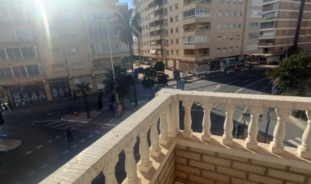 Reventa - Apartamento / piso - Torrevieja - torrevieja