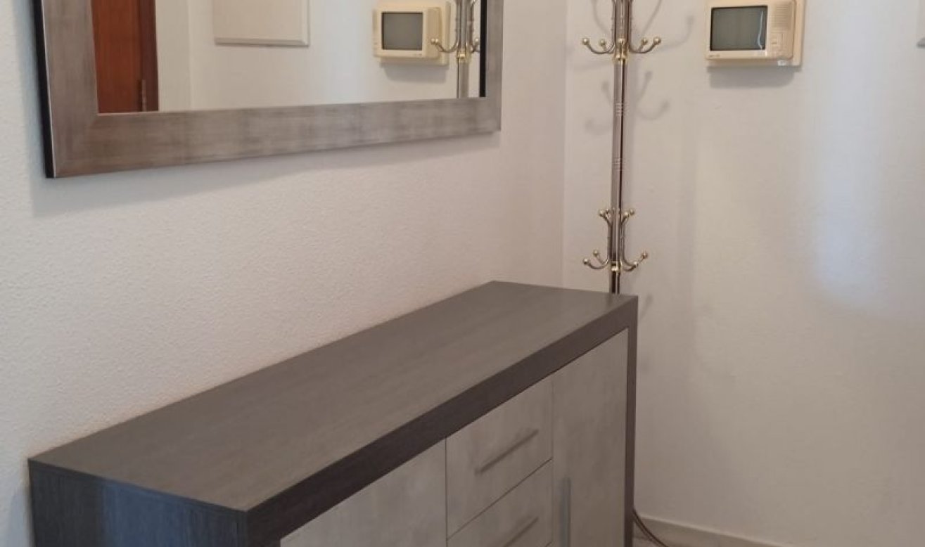 Reventa - Apartamento / piso - Torrevieja - torrevieja