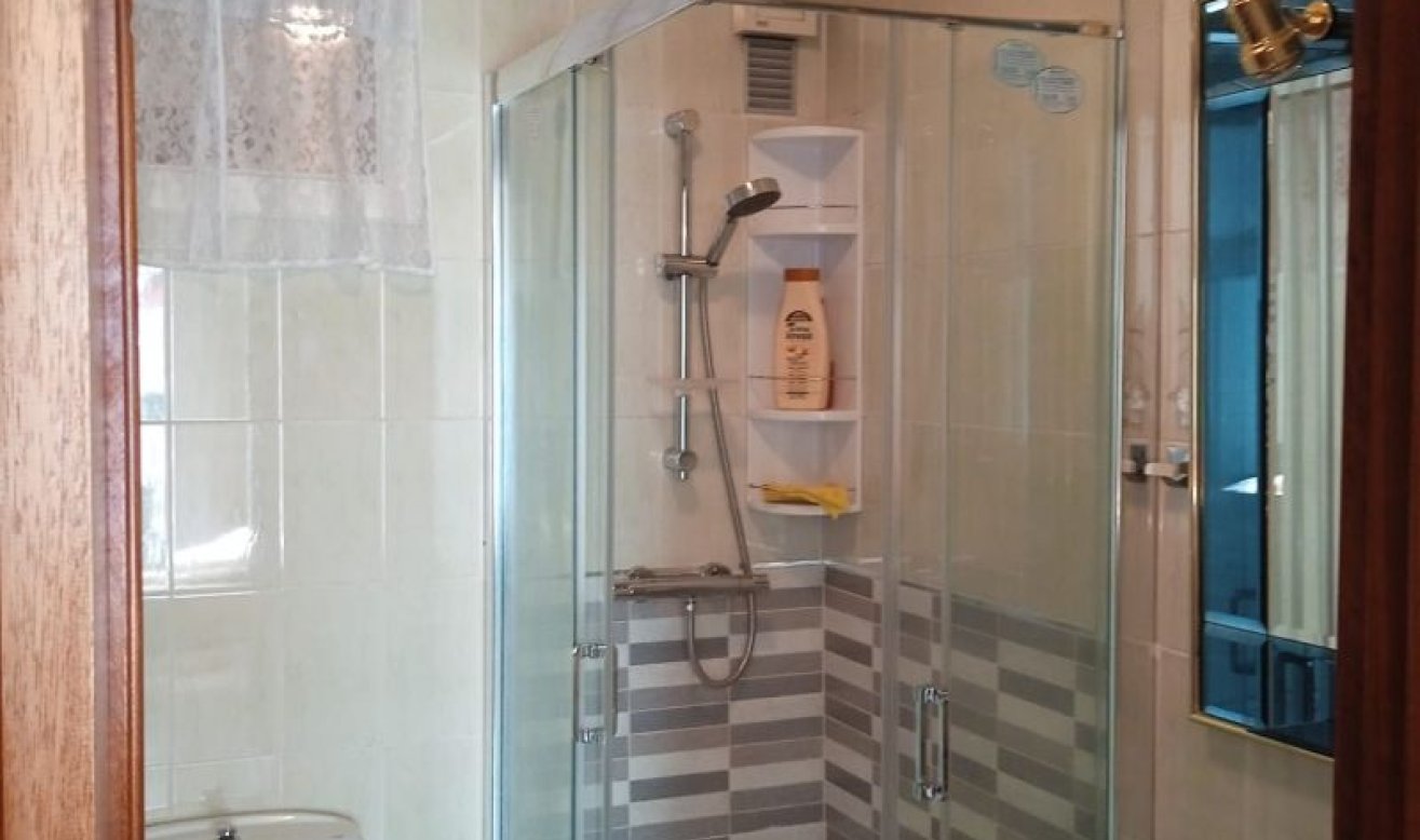 Reventa - Apartamento / piso - Torrevieja - torrevieja