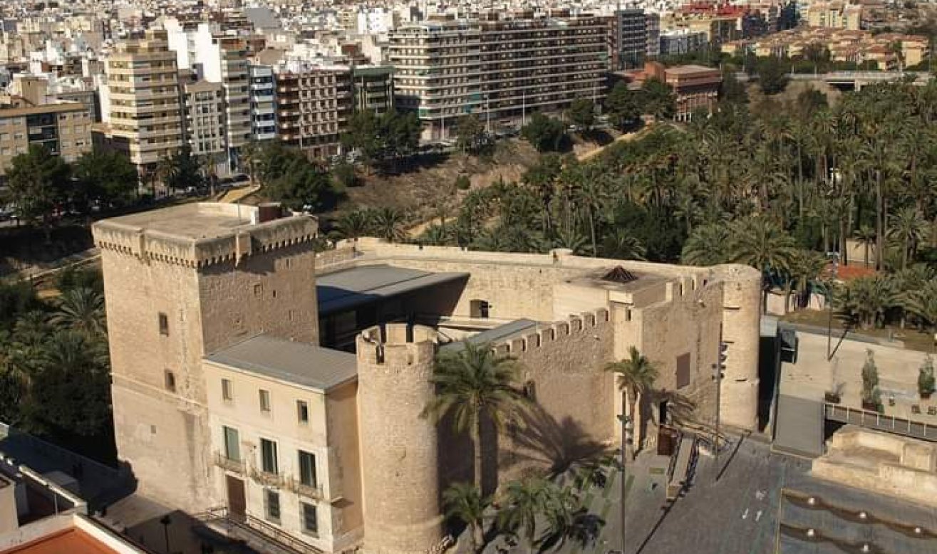 Reventa - Comercial - Elche