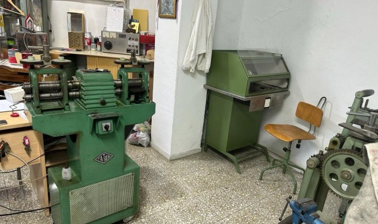 Reventa - Comercial - Elche