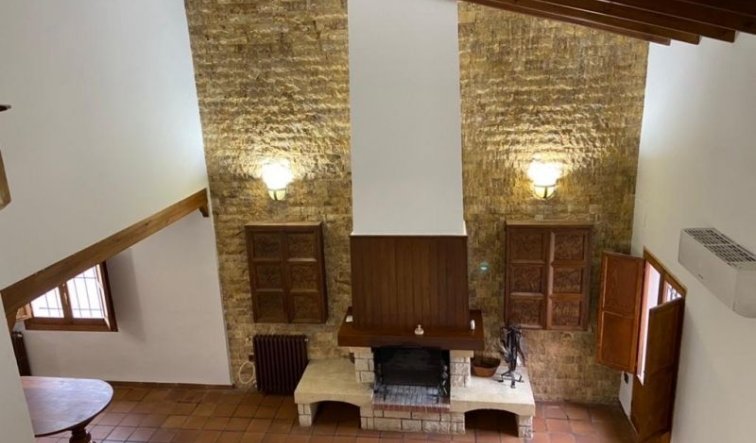 Resale - Villa - Hondón de las Nieves