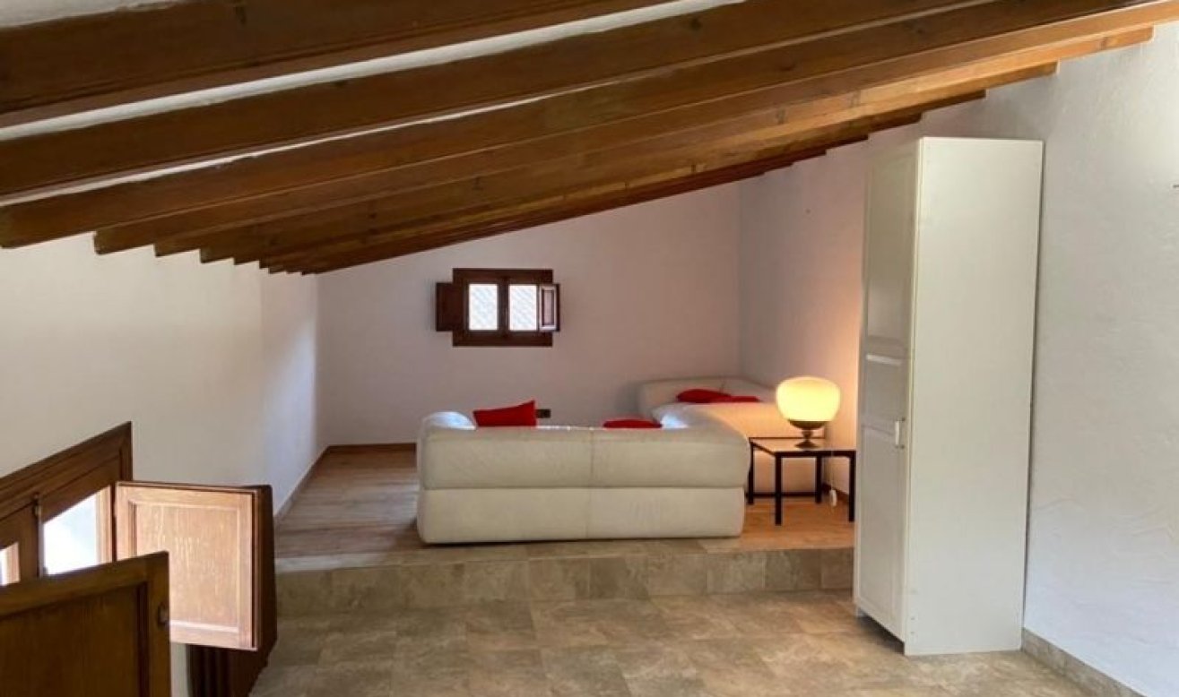 Resale - Villa - Hondón de las Nieves