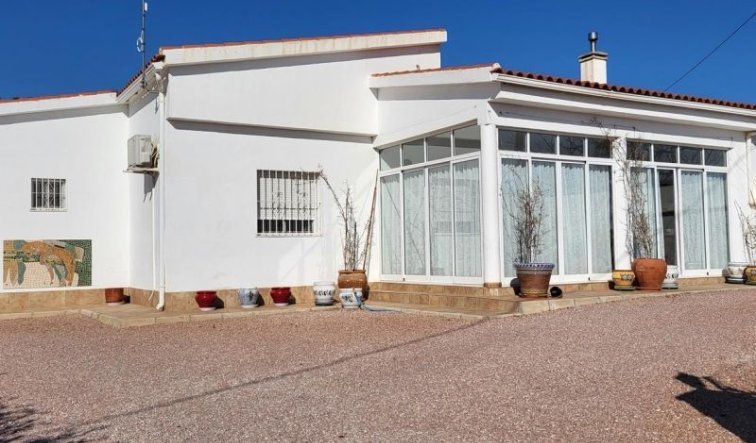 Resale - Villa - La Romana