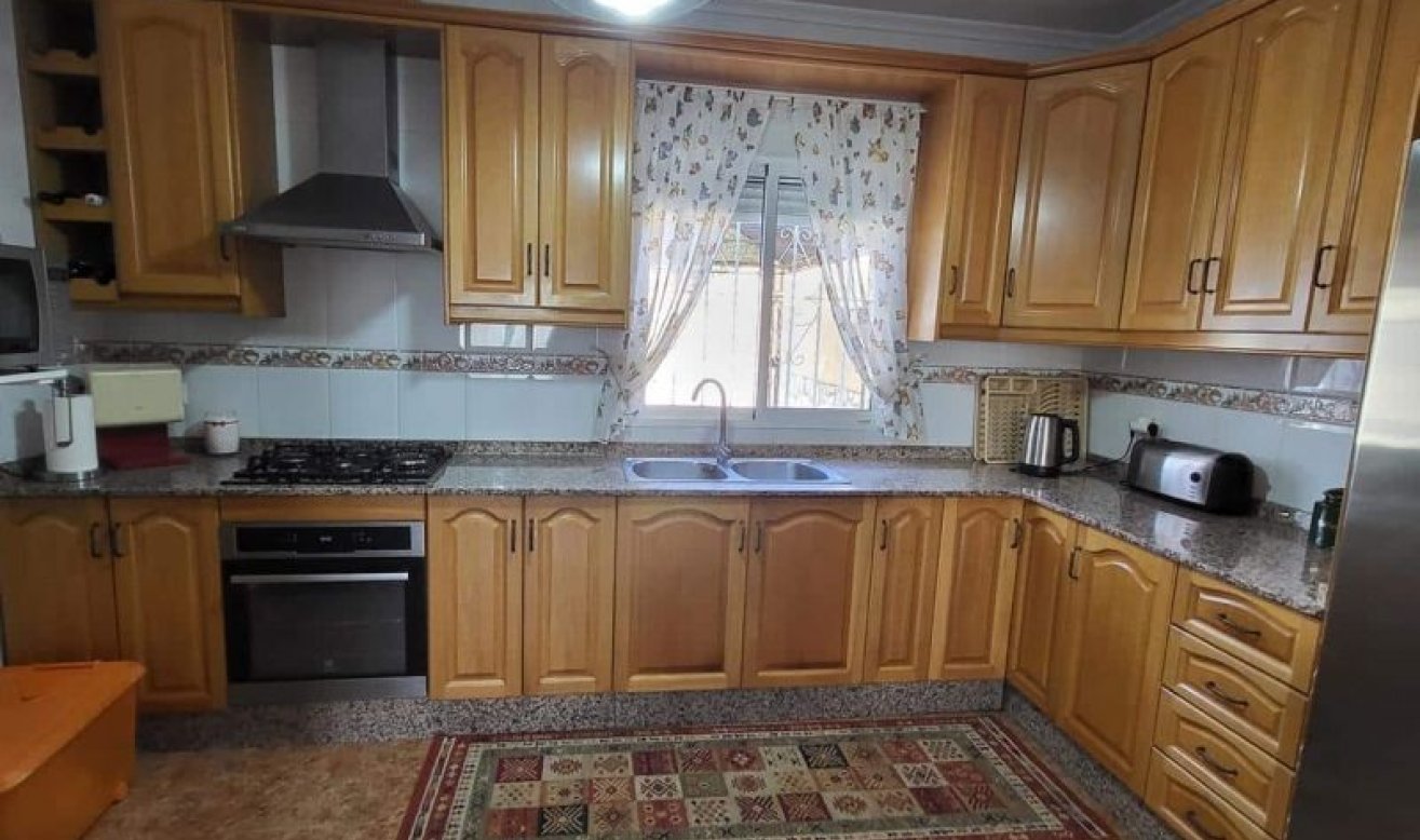 Resale - Villa - La Romana