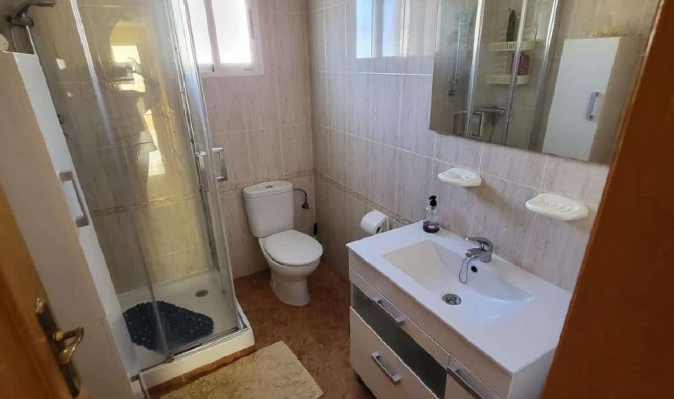 Resale - Villa - La Romana