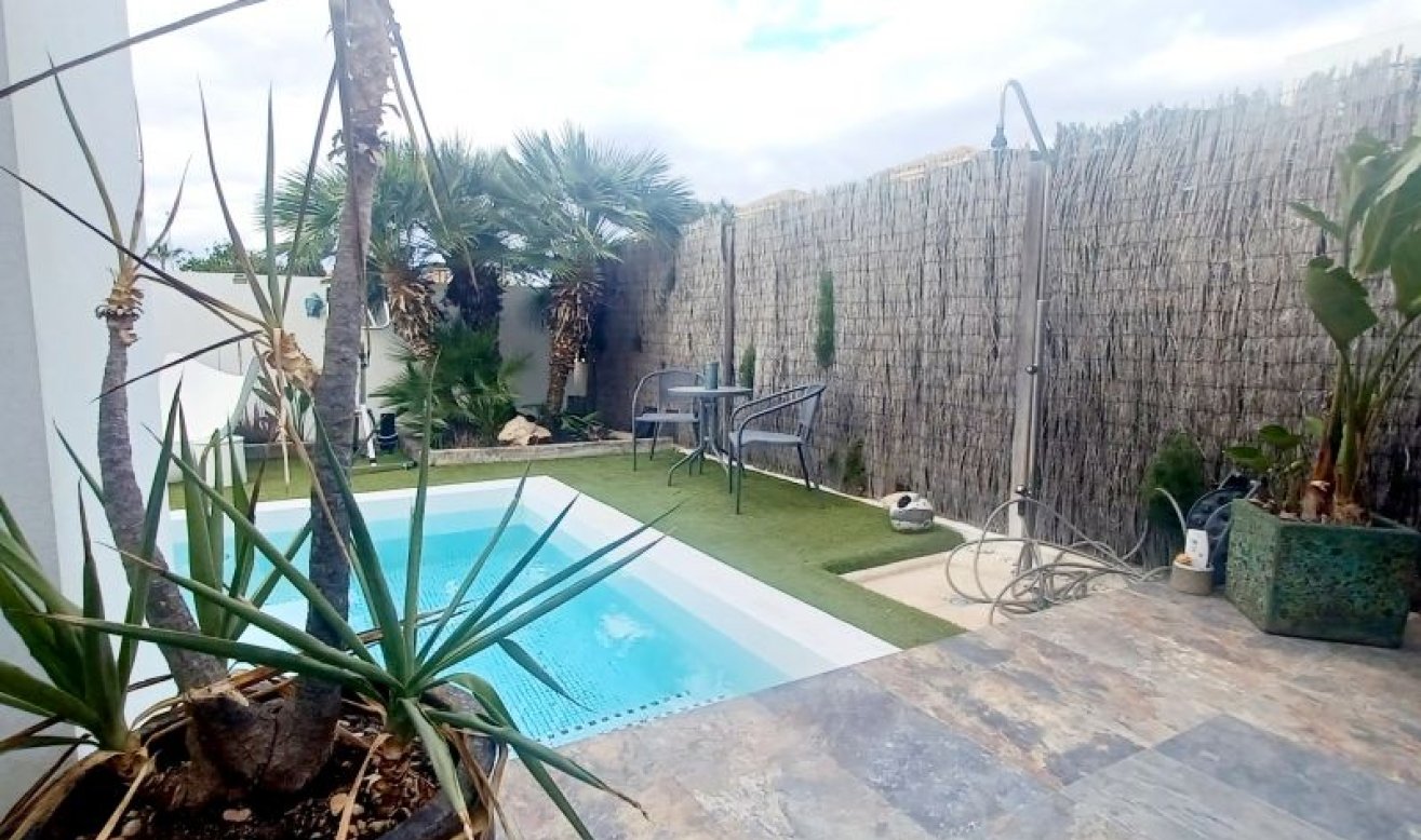 Revente - Villa - Orihuela Costa