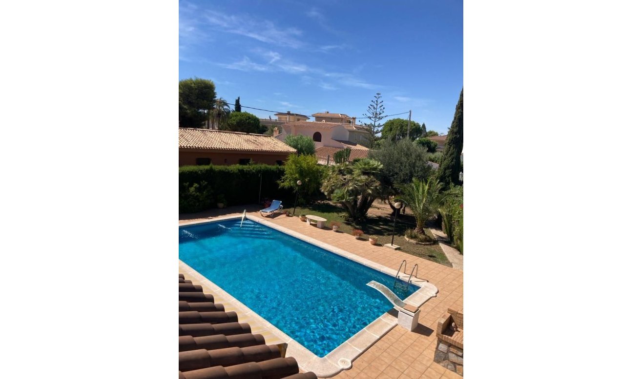 Reventa - Villa - Orihuela Costa