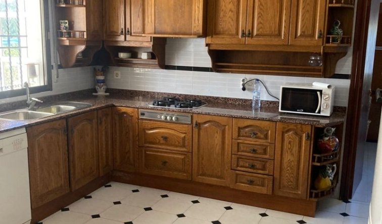 Reventa - Villa - Orihuela Costa