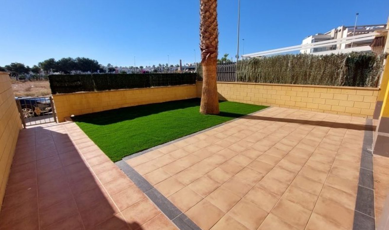Reventa - Apartamento / piso - Orihuela Costa